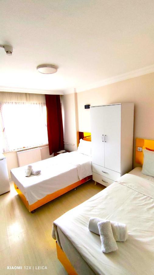 Hotel Atesde Dustu Salvara Istanboel